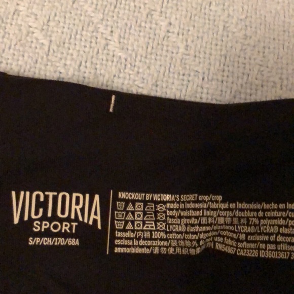 Victoria Sport Knockout Crop Leggings - Picture 2 of 3